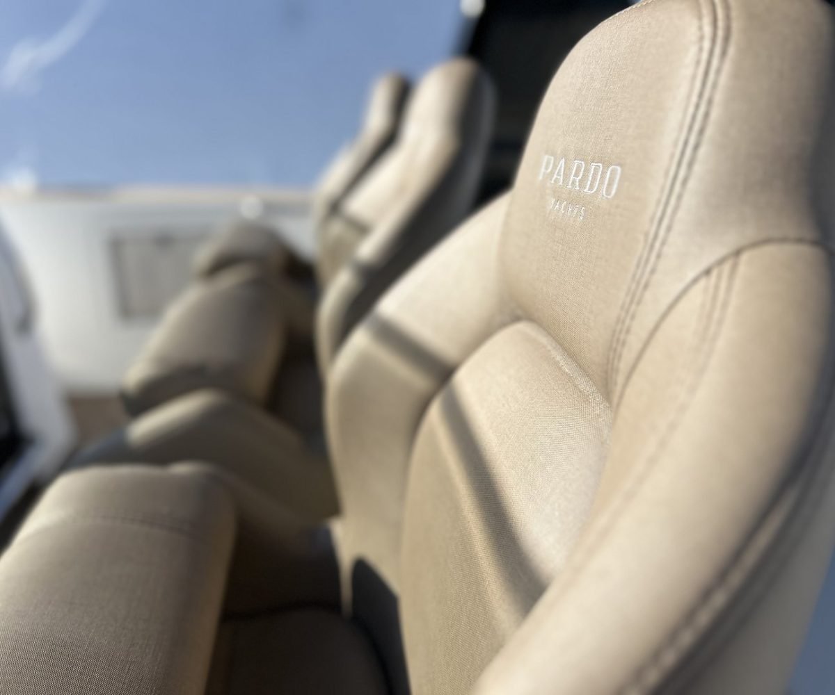 yachtImage_ext_1020_26615