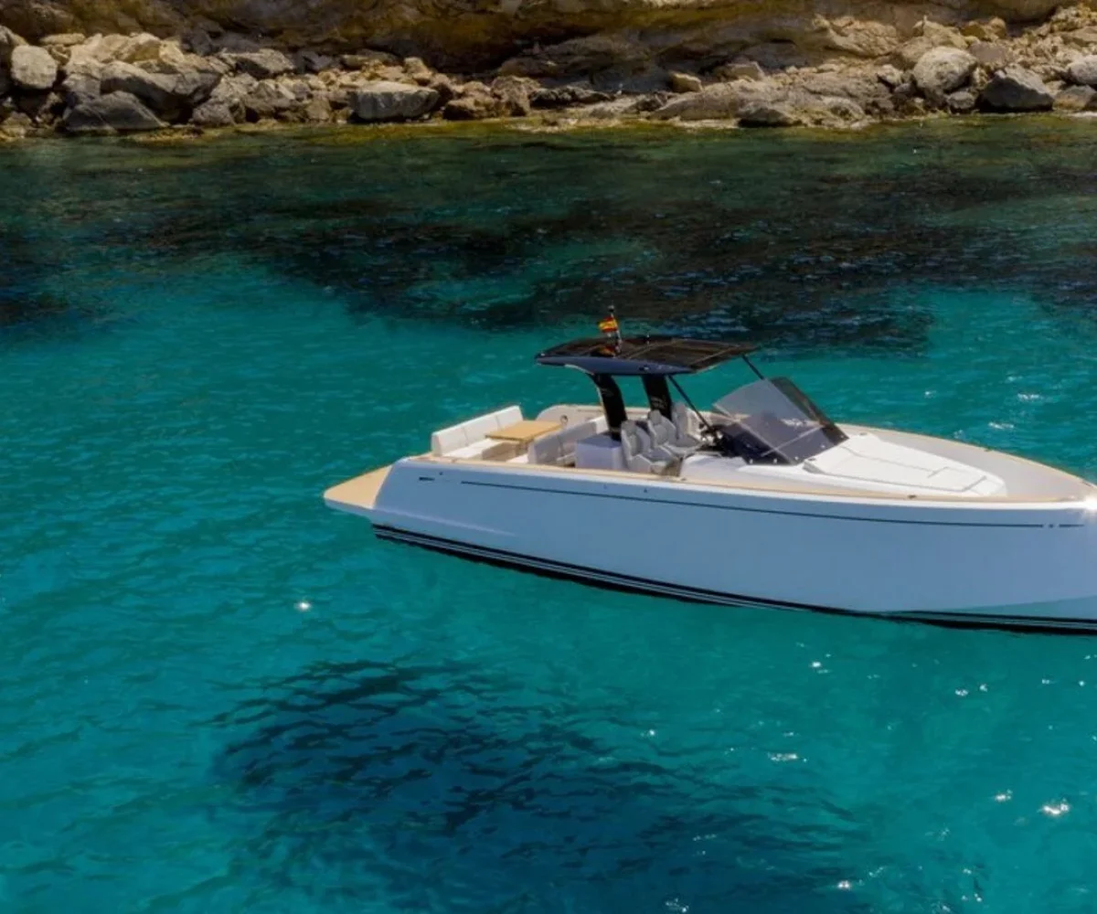 yachtImage_ext_1034_27256-2-e1748334029854