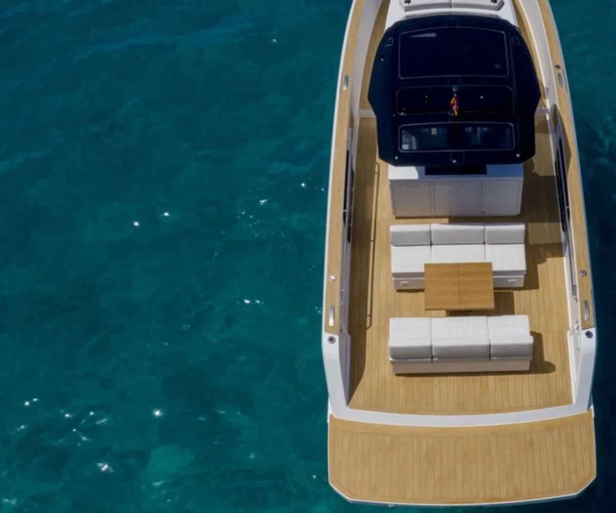 yachtImage_ext_1034_27257-2-e1747748930811