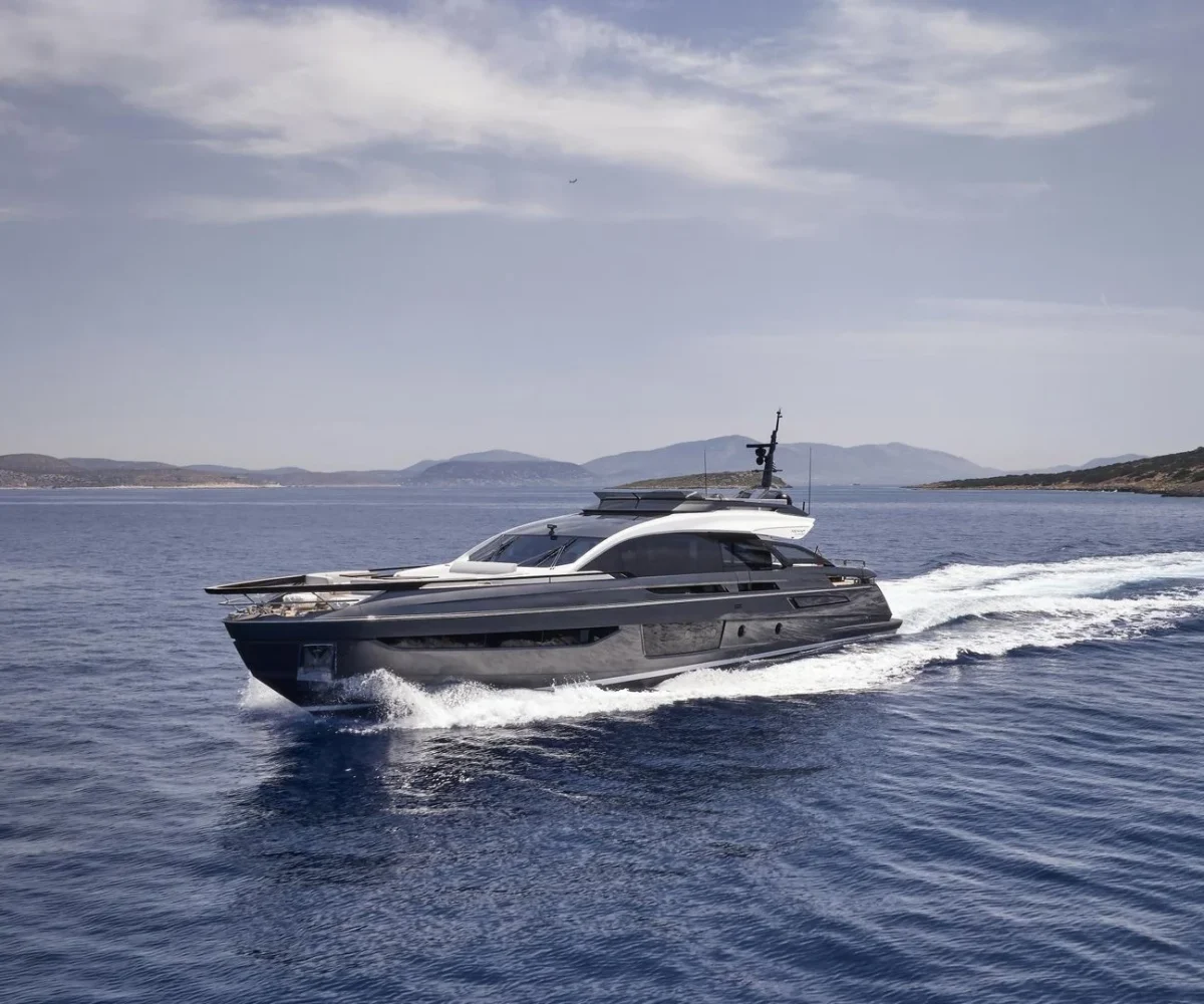 yachtImage_ext_1051_27880