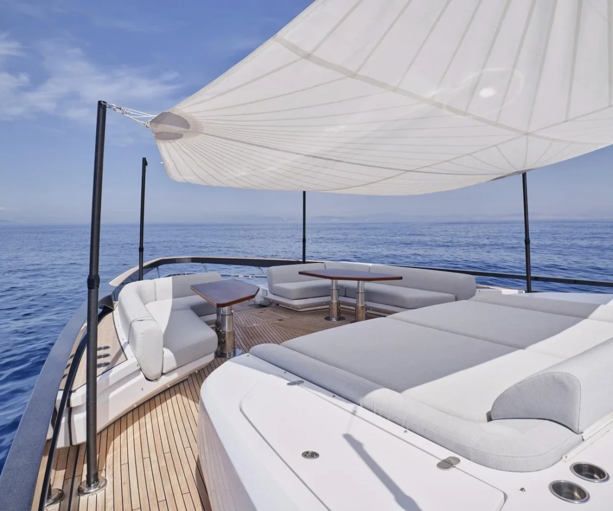 yachtImage_ext_1051_27897