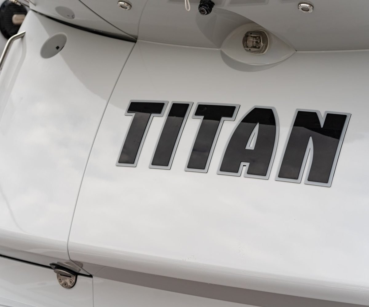 yachtImage_ext_1056_29110