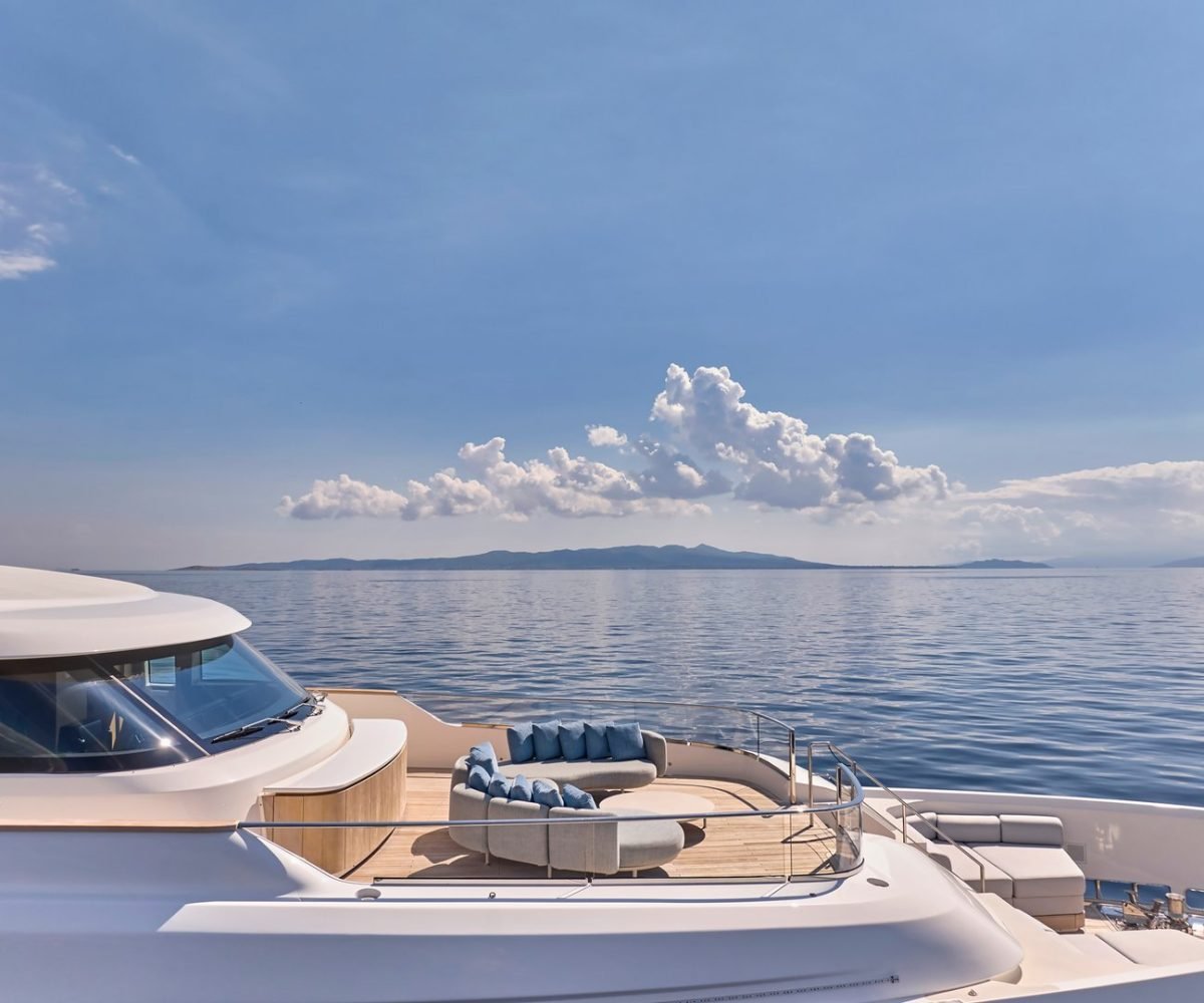 yachtImage_ext_1059_28791