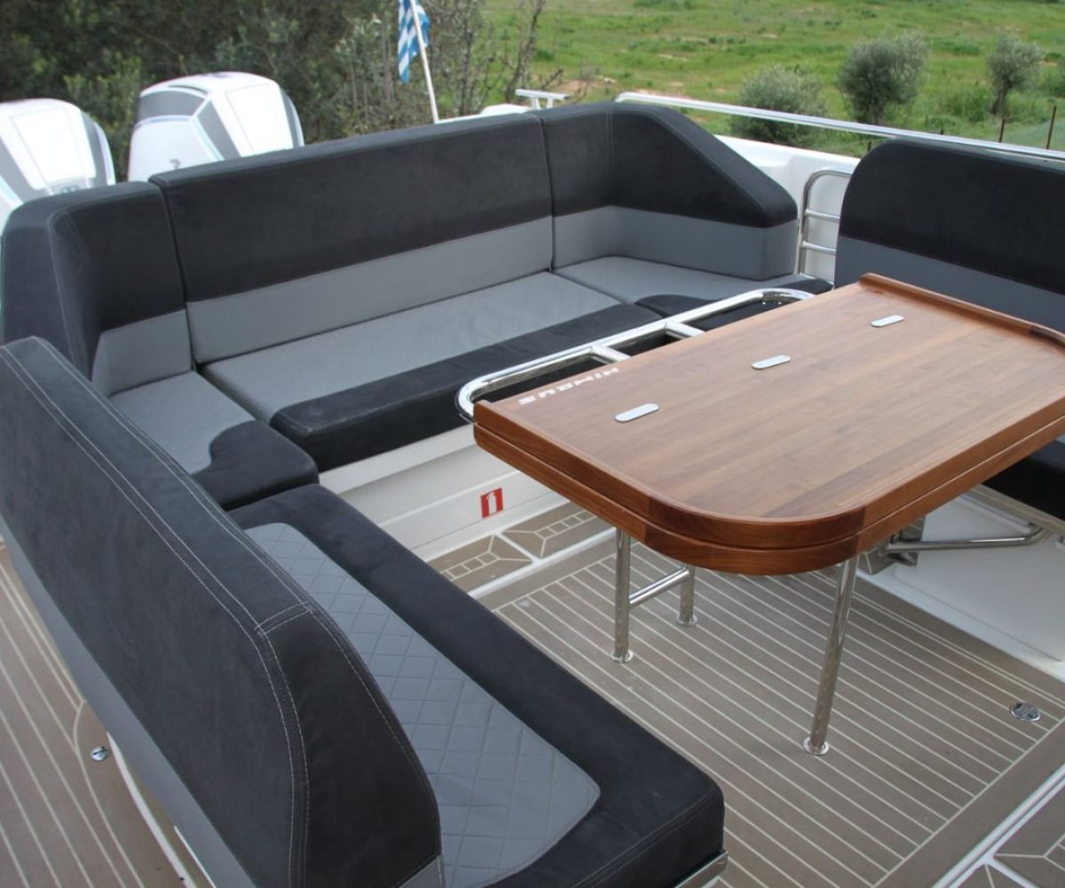 yachtImage_ext_1067_30511