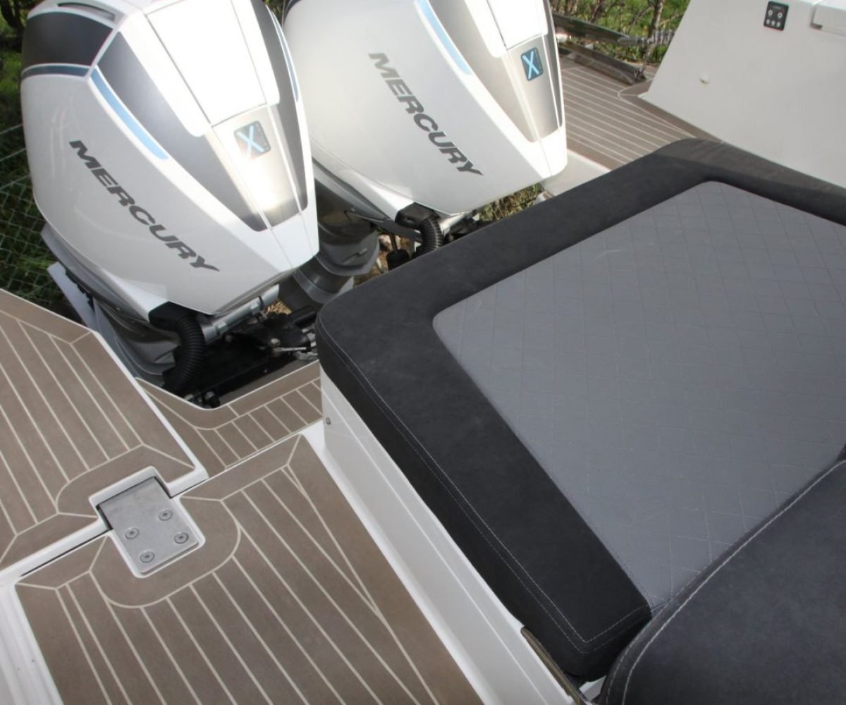 yachtImage_ext_1067_30517