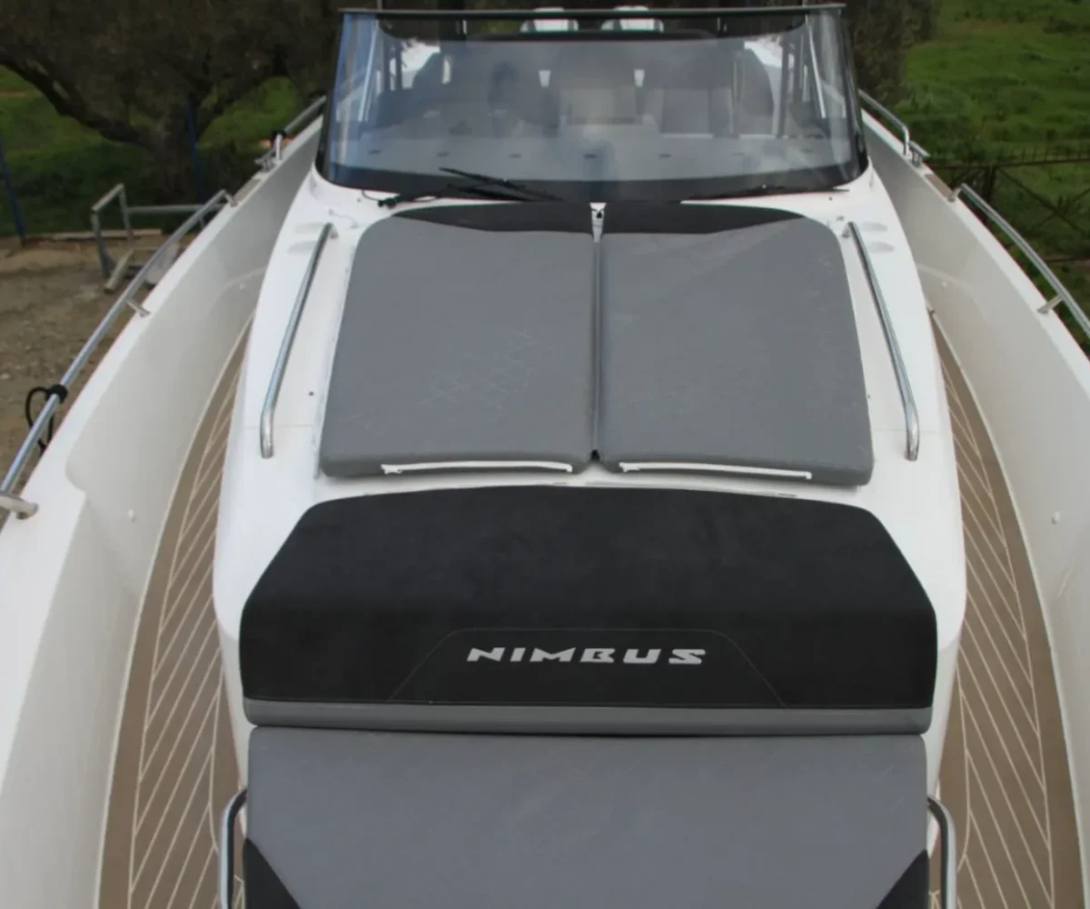 yachtImage_ext_1067_30529