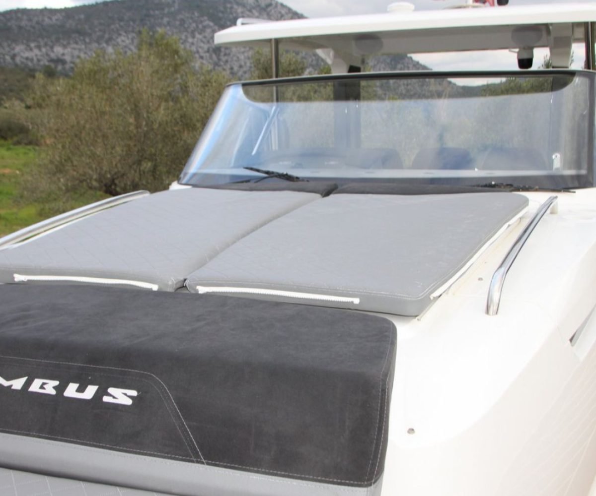 yachtImage_ext_1067_30539