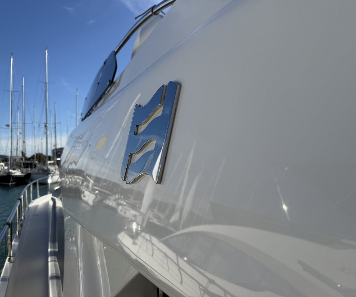 yachtImage_ext_1080_29648