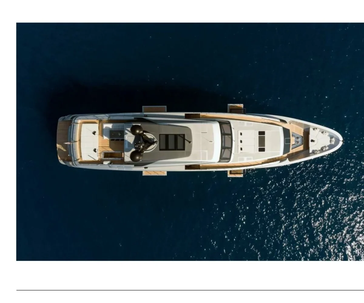 yachtImage_ext_769_18356