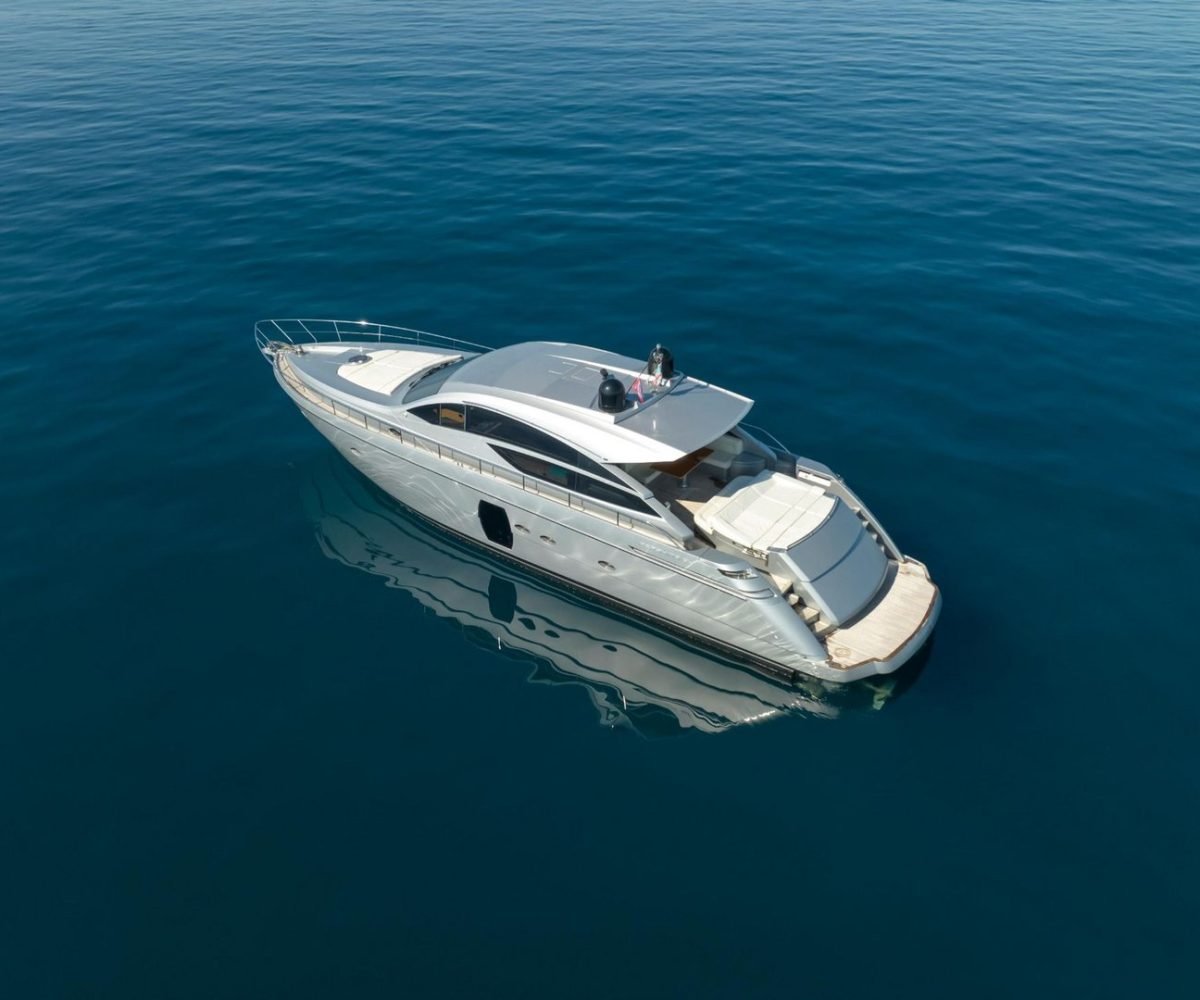 yachtImage_ext_865_24361