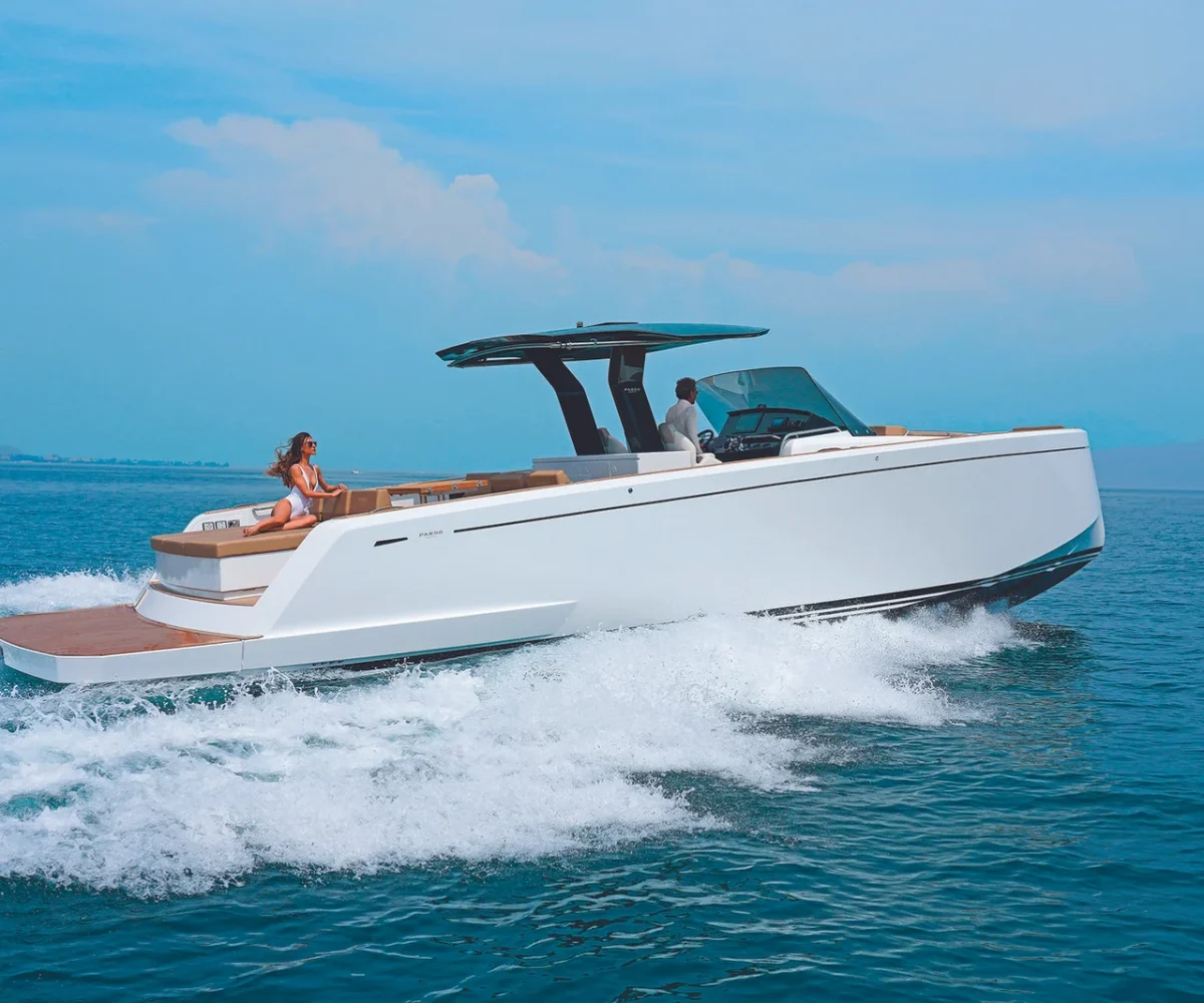 yachtImage_ext_963_24911