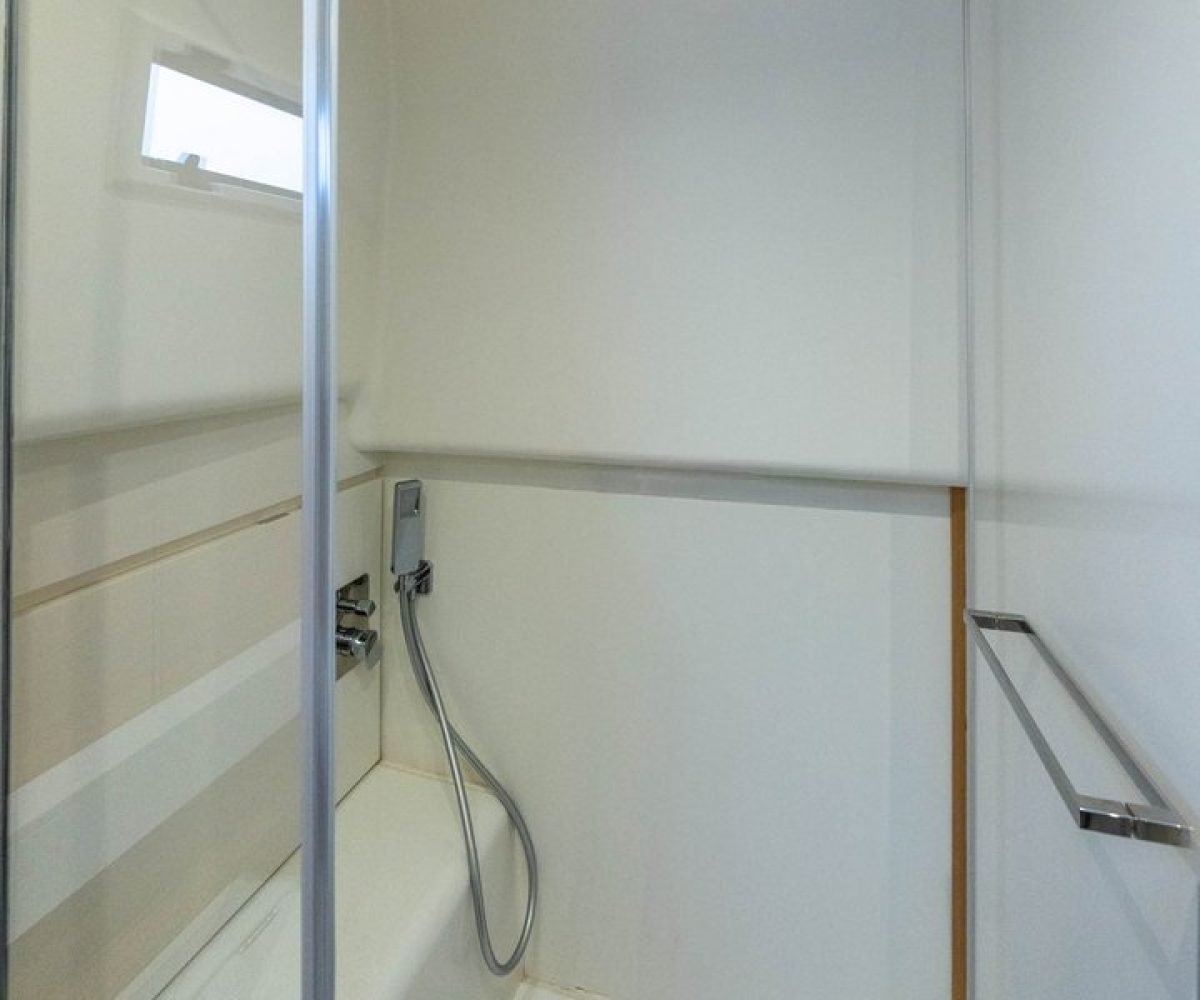 yachtImage_int_1020_27187