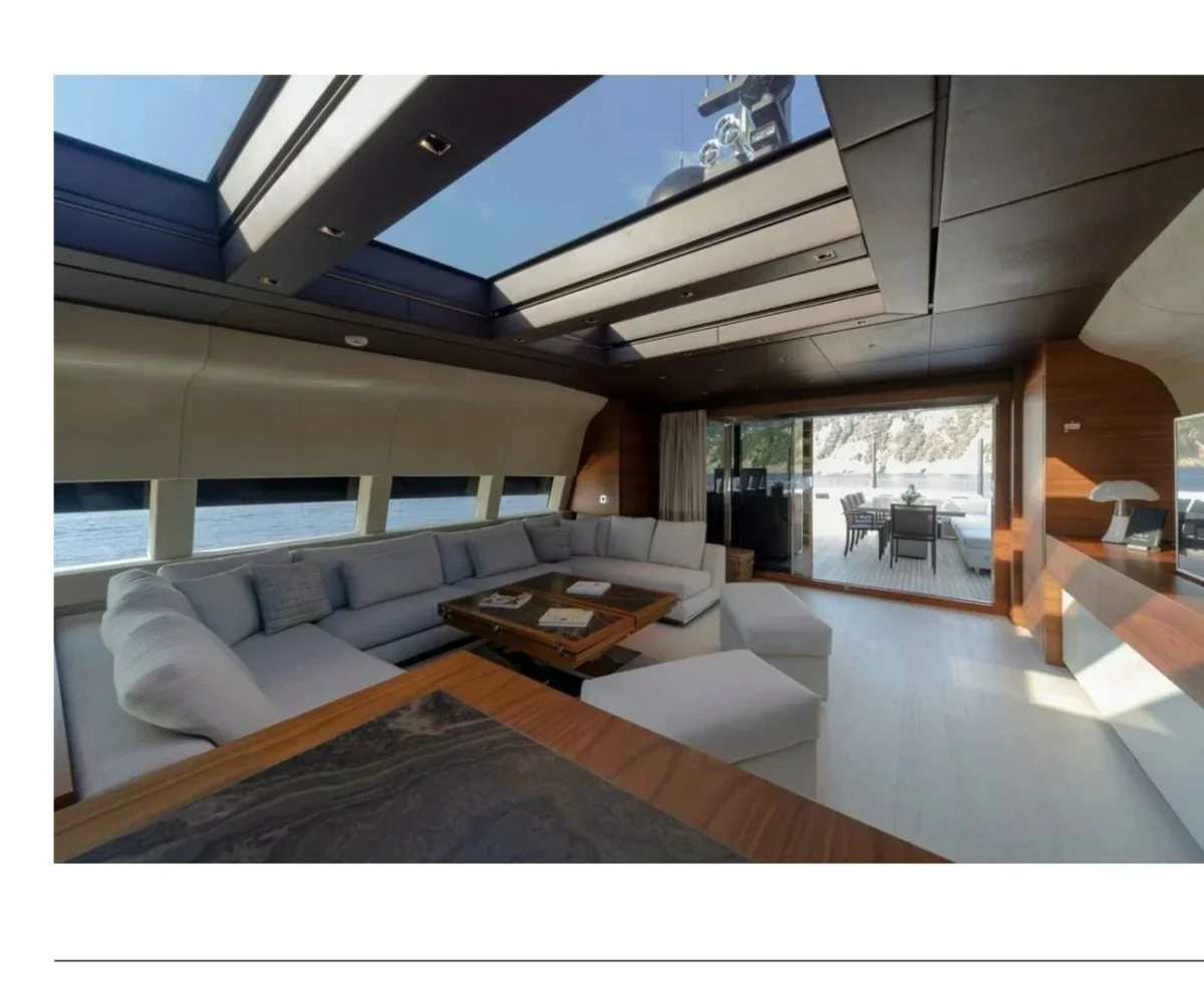 yachtImage_int_769_18375