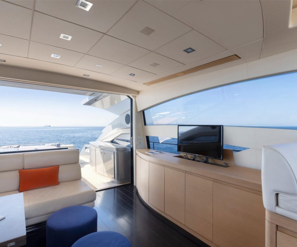 yachtImage_int_865_24374